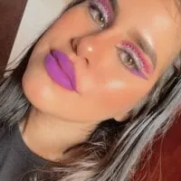 Live sex webcam photo for JessieeMiller #277077781