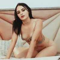 Live sex webcam photo for Jhendelin #275950485