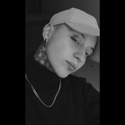 Live sex webcam photo for Jhontopson #275421425