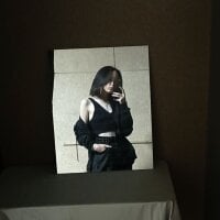 Live sex webcam photo for JoanBradi #277848190