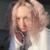 Live sex webcam photo for JoanHiggins #277994235