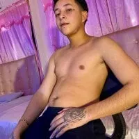 Live sex webcam photo for JordanEvanss #278002068