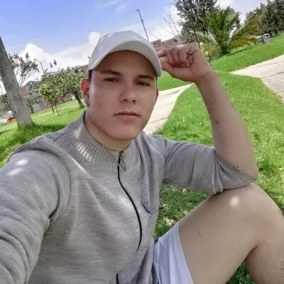 Live sex webcam photo for Jose-Soler #275490661