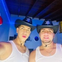 Live sex webcam photo for Josue_and_manuel_new2 #276786832