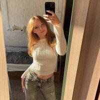 Live sex webcam photo for JoyLowx #277971028