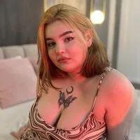 Live sex webcam photo for JoyceReid #277449065