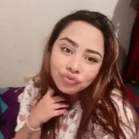 Live sex webcam photo for JuliethLowen #277385557