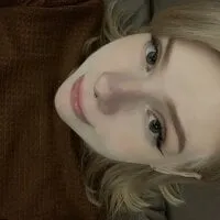 Live sex webcam photo for KairiDuere #276722361