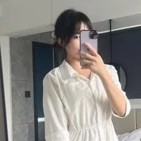 Live sex webcam photo for KamillaRey #276360191