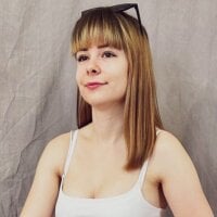 Live sex webcam photo for KarinaSnowbell #276344426