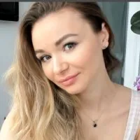 Live sex webcam photo for Karmen_4u #275889416