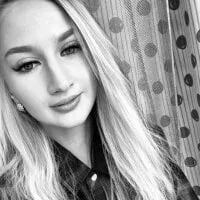 Live sex webcam photo for Katie_Rosse #276792694