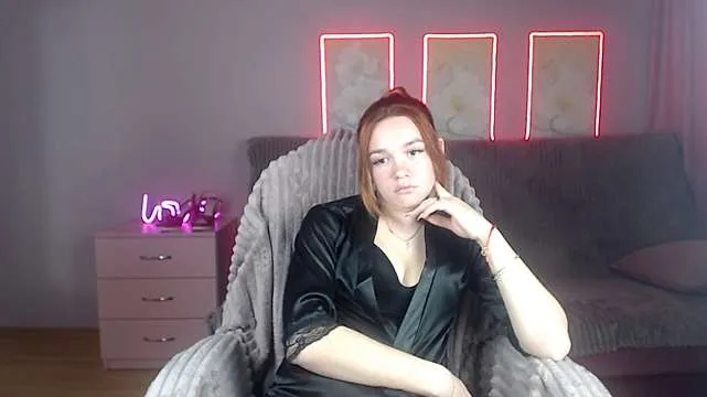 Live sex webcam photo for KattyFreya #273222598