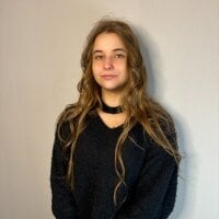 Live sex webcam photo for KayliSine #277104616