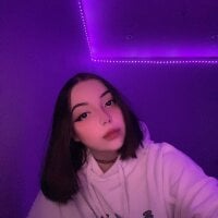 Live sex webcam photo for KellyHuyt #276620769