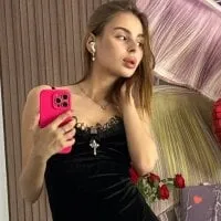 Live sex webcam photo for KellySchmidt #277671656