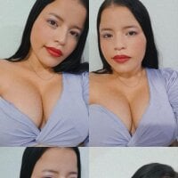 Live sex webcam photo for Kendall_graham1 #278058707