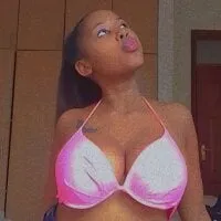 Live sex webcam photo for Kerah34 #276649548