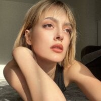 Live sex webcam photo for KieraLittle #277392434