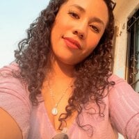 Live sex webcam photo for Kiimchinita #277715081