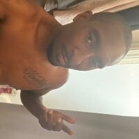 Live sex webcam photo for KingSosa2800 #277104556