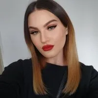 Live sex webcam photo for Kinsley_dee #277055727