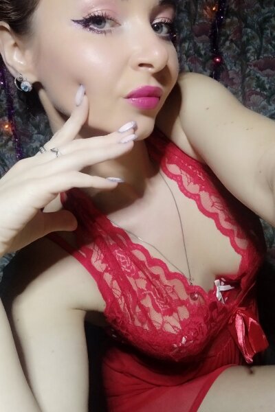 Live sex webcam photo for Kristina03 #275424352