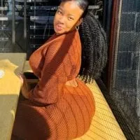 Live sex webcam photo for La_urah #276417909