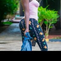 Live sex webcam photo for LadyRirie_ #276504190