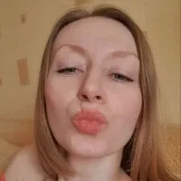 Live sex webcam photo for LadyTin #277469860