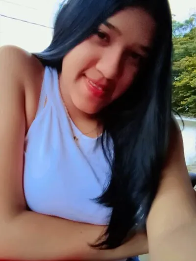 Live sex webcam photo for Laura_Haze #275438139