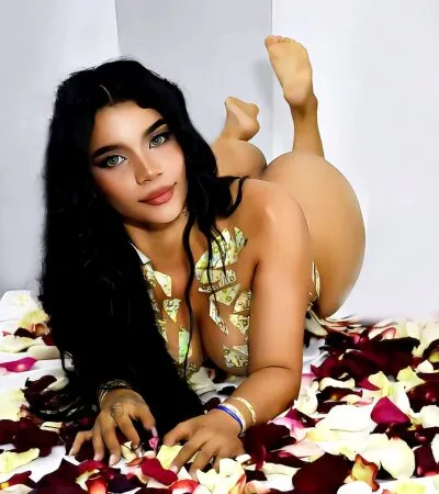 Live sex webcam photo for LaurenGold #275468685