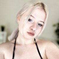 Live sex webcam photo for Lily_Wilow #276051176