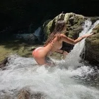 Live sex webcam photo for LindaGarret #277872331