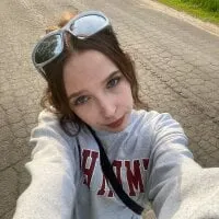 Live sex webcam photo for LisaDixon #276367853