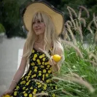 Live sex webcam photo for LisaHallg #277441858