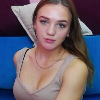 Live sex webcam photo for LittleCuteBee #275829774