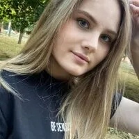 Live sex webcam photo for Little_pearll #276797804