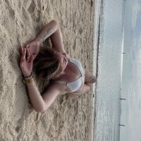 Live sex webcam photo for Lolly_MollyXx #277670365