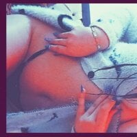 Live sex webcam photo for Lorelin2 #276695193