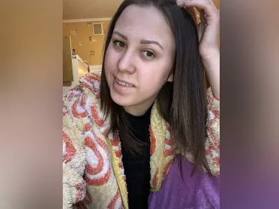 Live sex webcam photo for LuciaWon #275464296