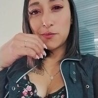 Live sex webcam photo for Lucia_G #277379819