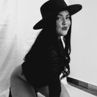 Live sex webcam photo for Luciana_06 #276646423