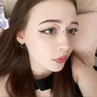 Live sex webcam photo for LucyFierro #277906078