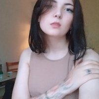 Live sex webcam photo for LunaRome #275936177