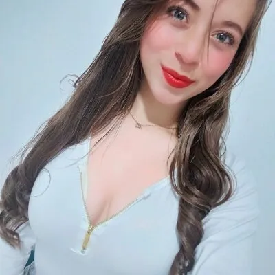 Live sex webcam photo for LunaRossex #275481799