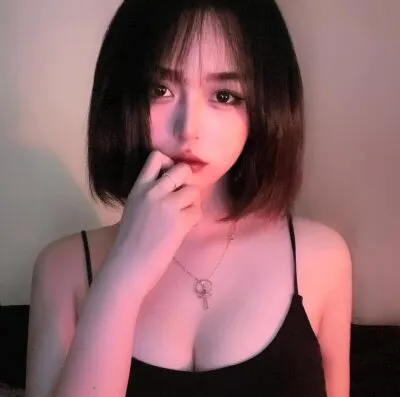 Live sex webcam photo for Luxi2k #275428292