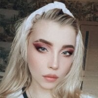 Live sex webcam photo for LynneSkinner #277818376