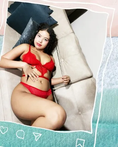 Live sex webcam photo for MARIANA-HUGHES001 #275642779