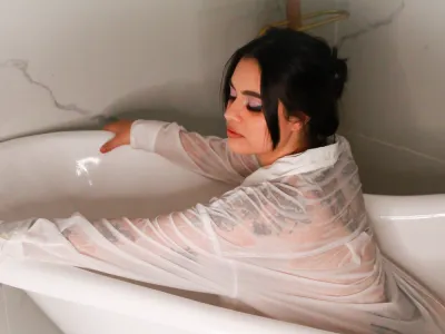 Live sex webcam photo for Maarr_ #275600713